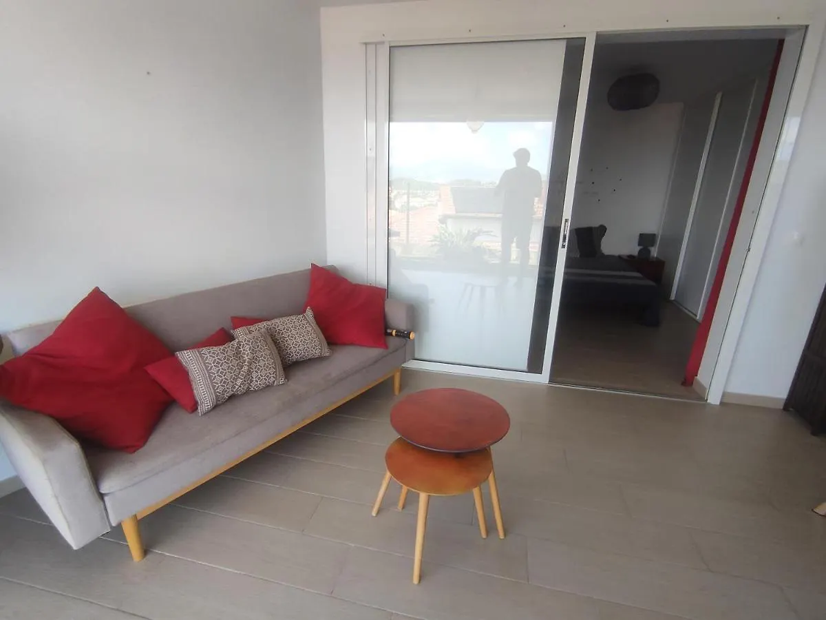 Appartement Kazpucins T2 Vue Mer Et Pitons Les Trois-Ilets Martinique